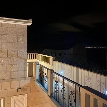 House Atlantic Nyaraló